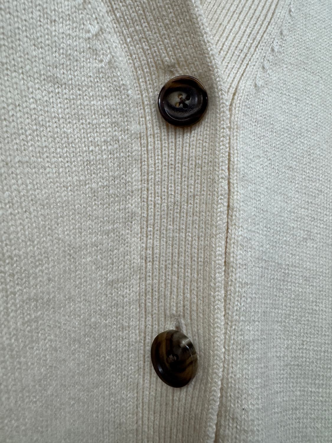 아떼바네사브루노 모/캐시미어혼방 니트 가디건S(L) 상품이미지2