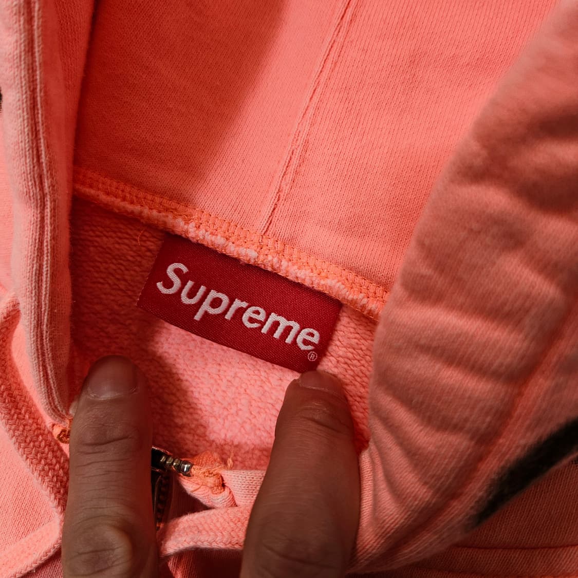 슈프림 18fw 치토 본 후드집업 핑크 상품이미지6