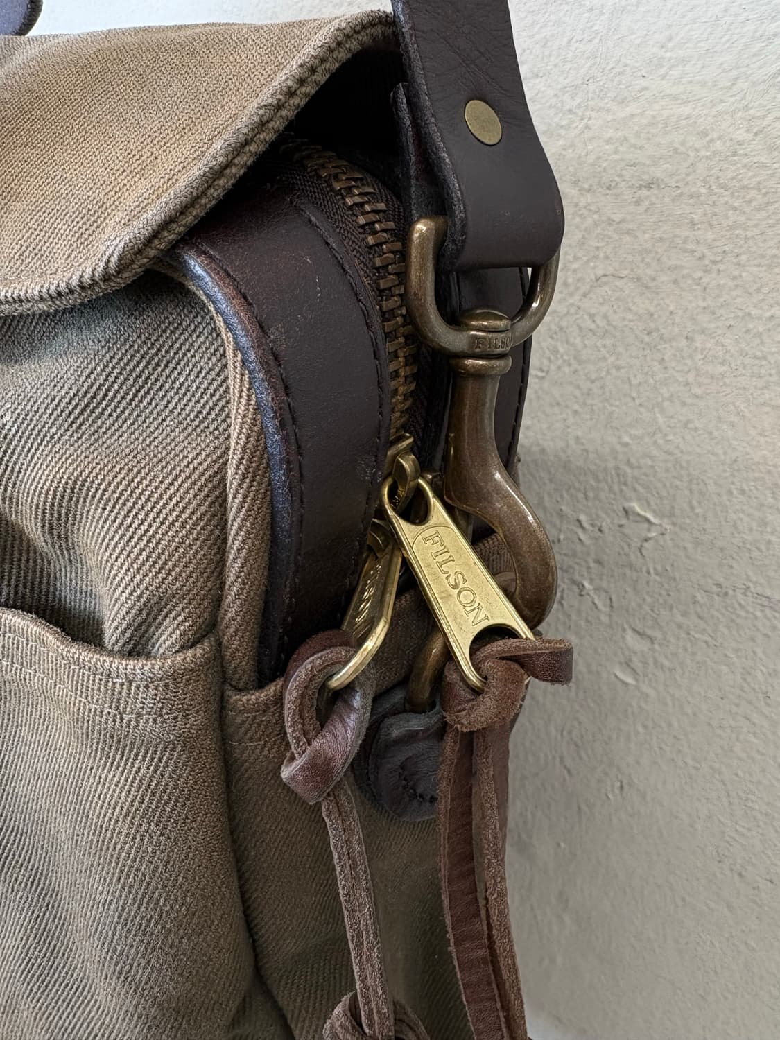 FILSON 필슨 빈티지 256 오터그린 브리프케이스 상품이미지5