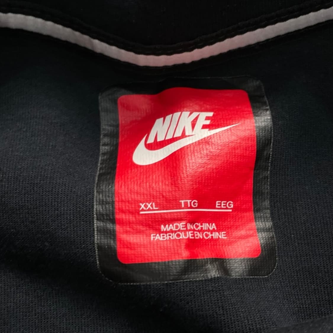 105 나이키 테크팩 맨투맨 상품이미지3