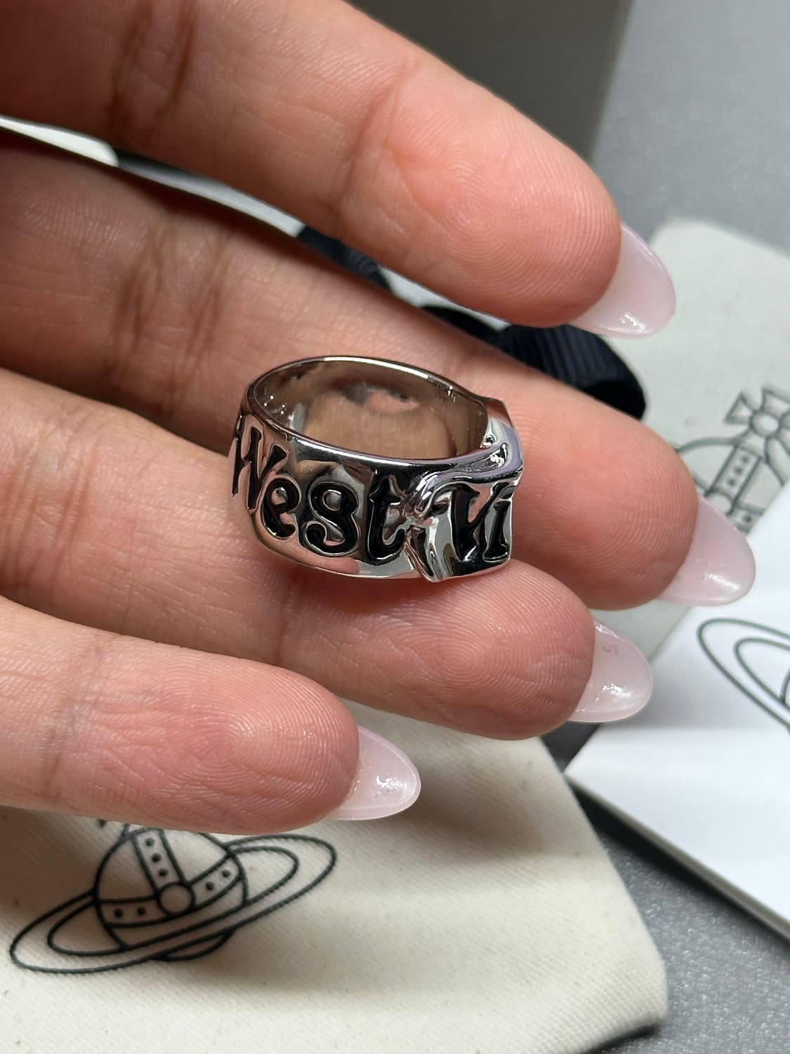 비비안웨스트우드 벨트 링 (7호) 상품이미지4