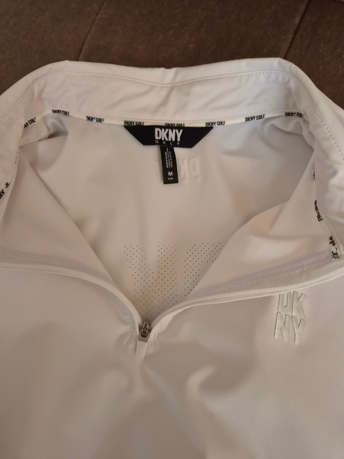 DKNY골프 여성 쿨링반팔PK카라티셔츠 M사이즈 상품이미지7