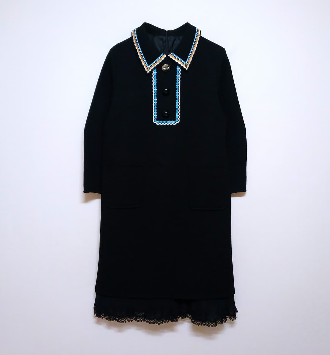 오즈세컨 O'2nd 자수장식 플리츠배색 도톰 원피스 상품이미지1