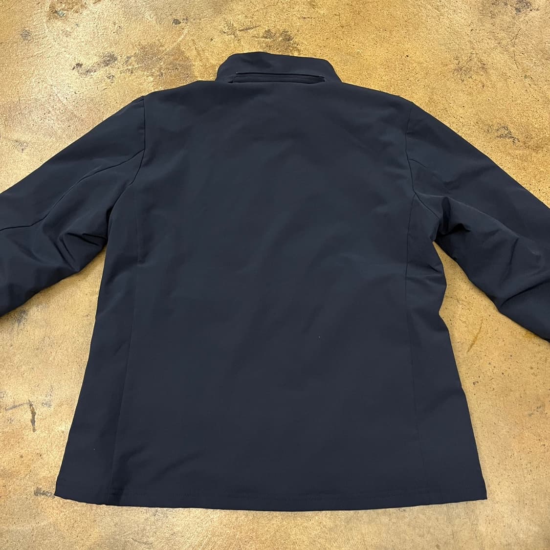 [정품/100] 몽벨 네이비 바람막이 자켓 b15 상품이미지4