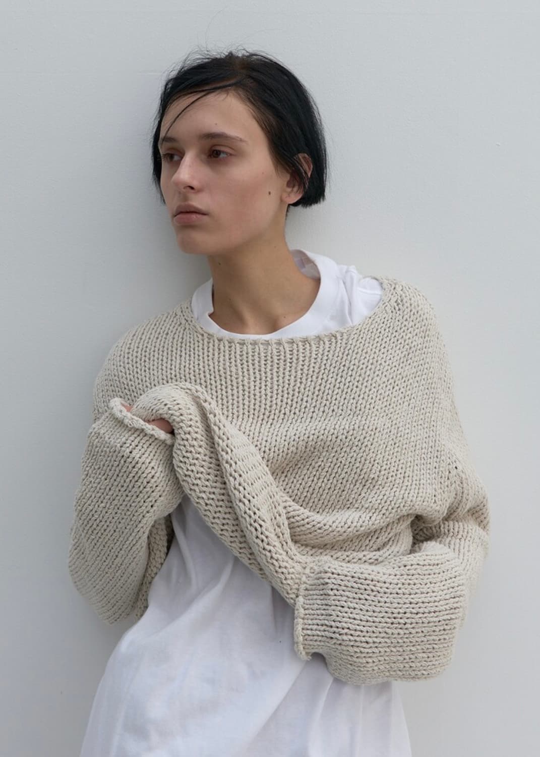 RELAXED COTTON SWEATER IN ECRU 상품이미지1