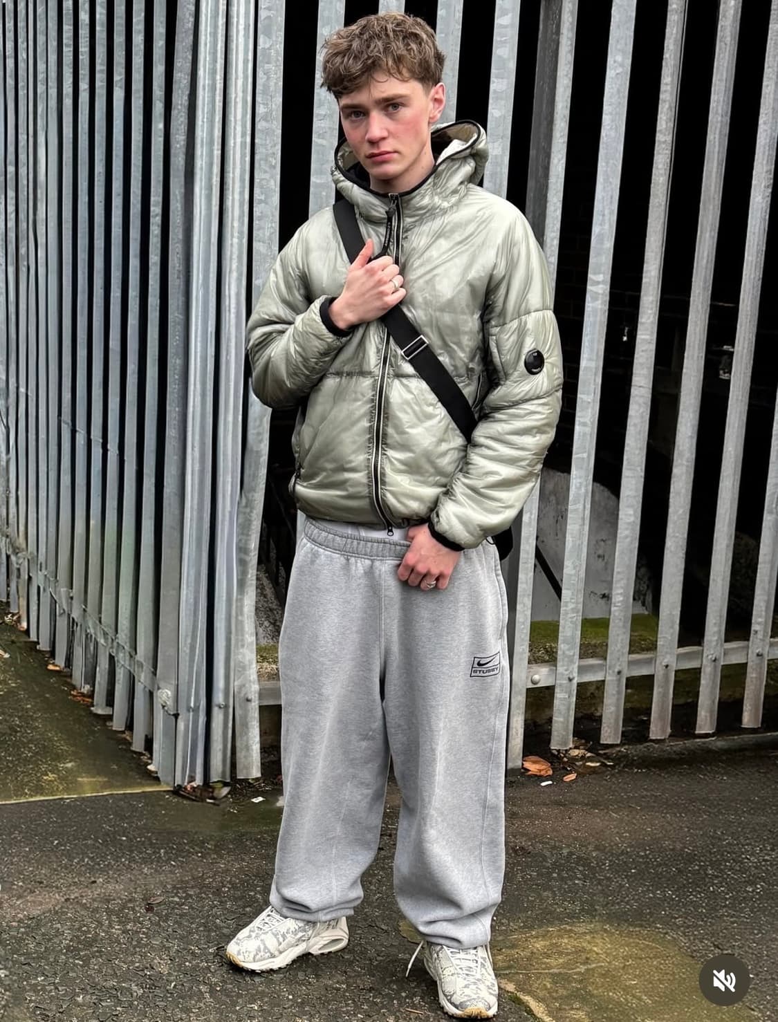 [레어M] cp컴퍼니 프리마로프트 아웃라인 경량패딩 상품이미지8