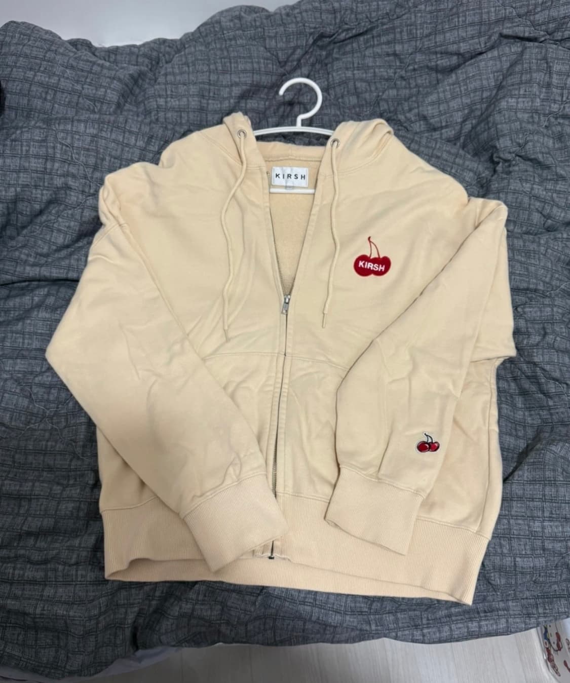 Kirsh키르시 체리 로고 후드집업 베이지 상품이미지1