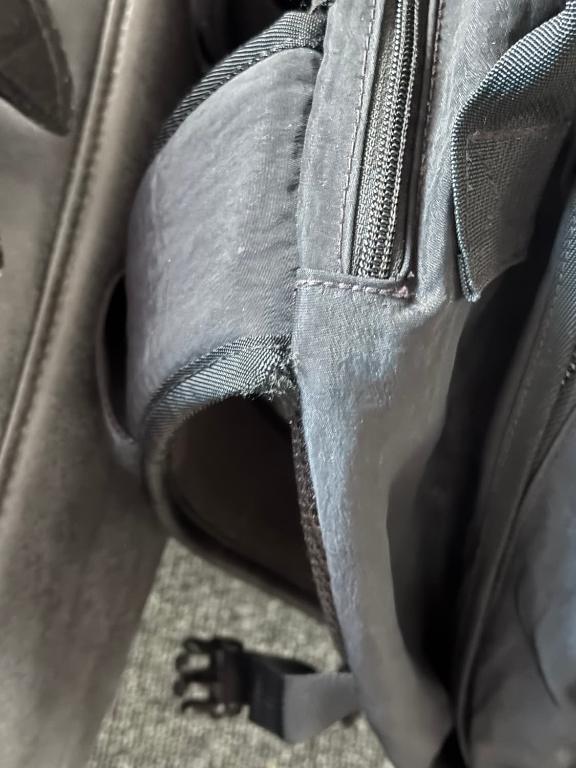 슈프림 20fw 백팩 상품이미지2