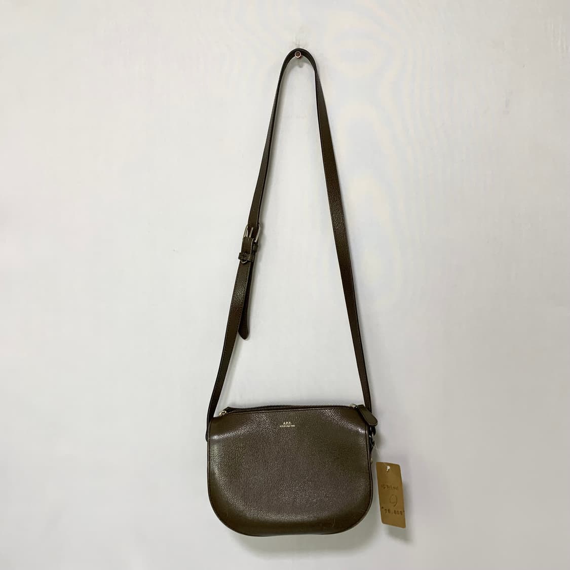 A.P.C 아페쎄 하프문 미니 크로스백 모카베이지 빈티지 여성 가방 상품이미지8