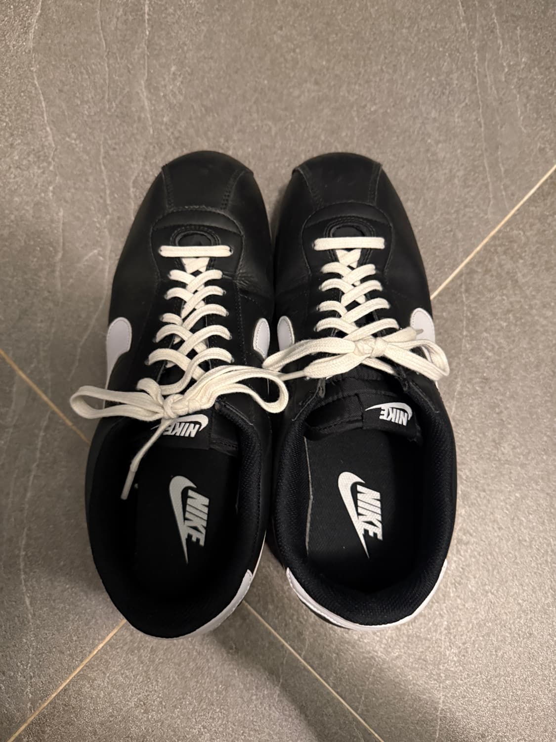 나이키 코르테즈 검흰레더 285 상품이미지1