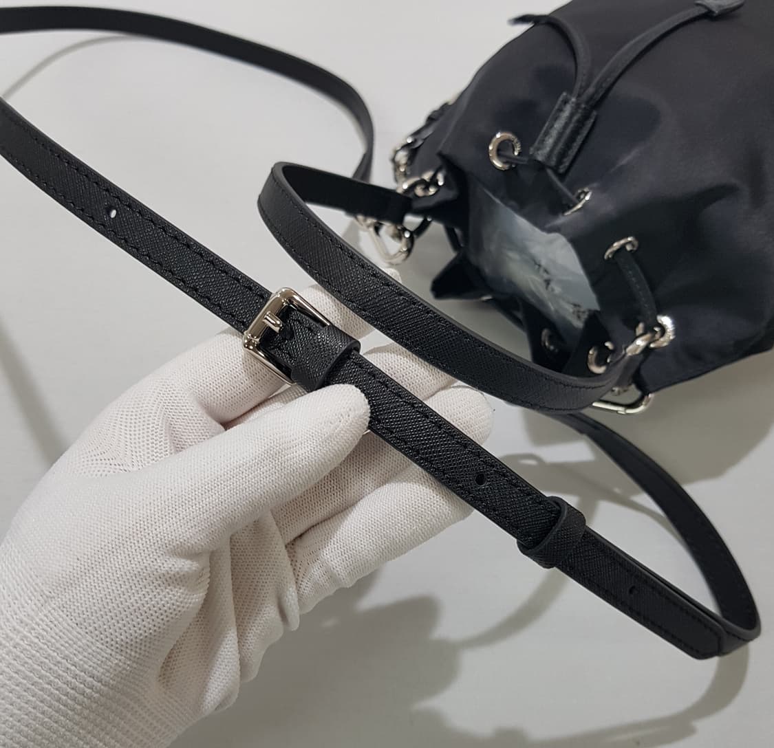 프라다 리나일론 파우치 버킷백  상품이미지6