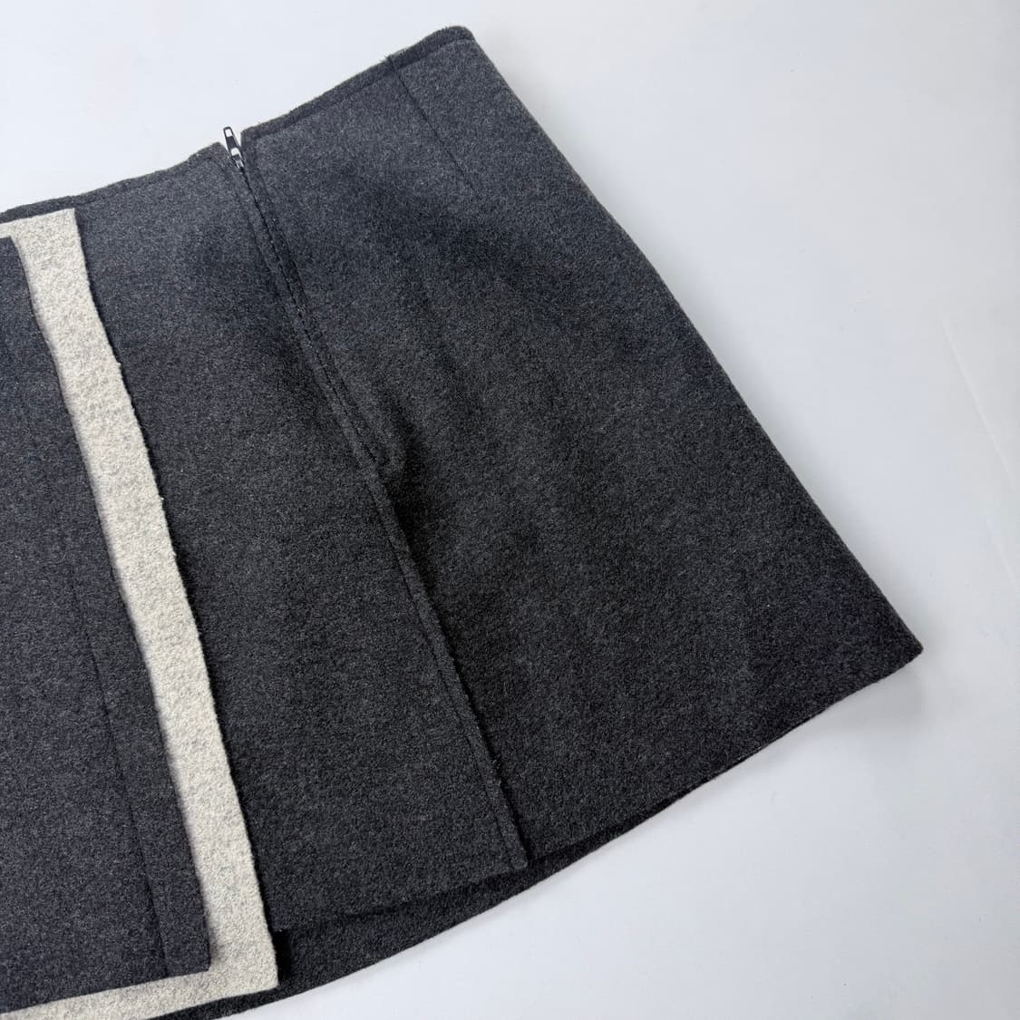 질샌더 투톤 패널 울 스커트 상품이미지3