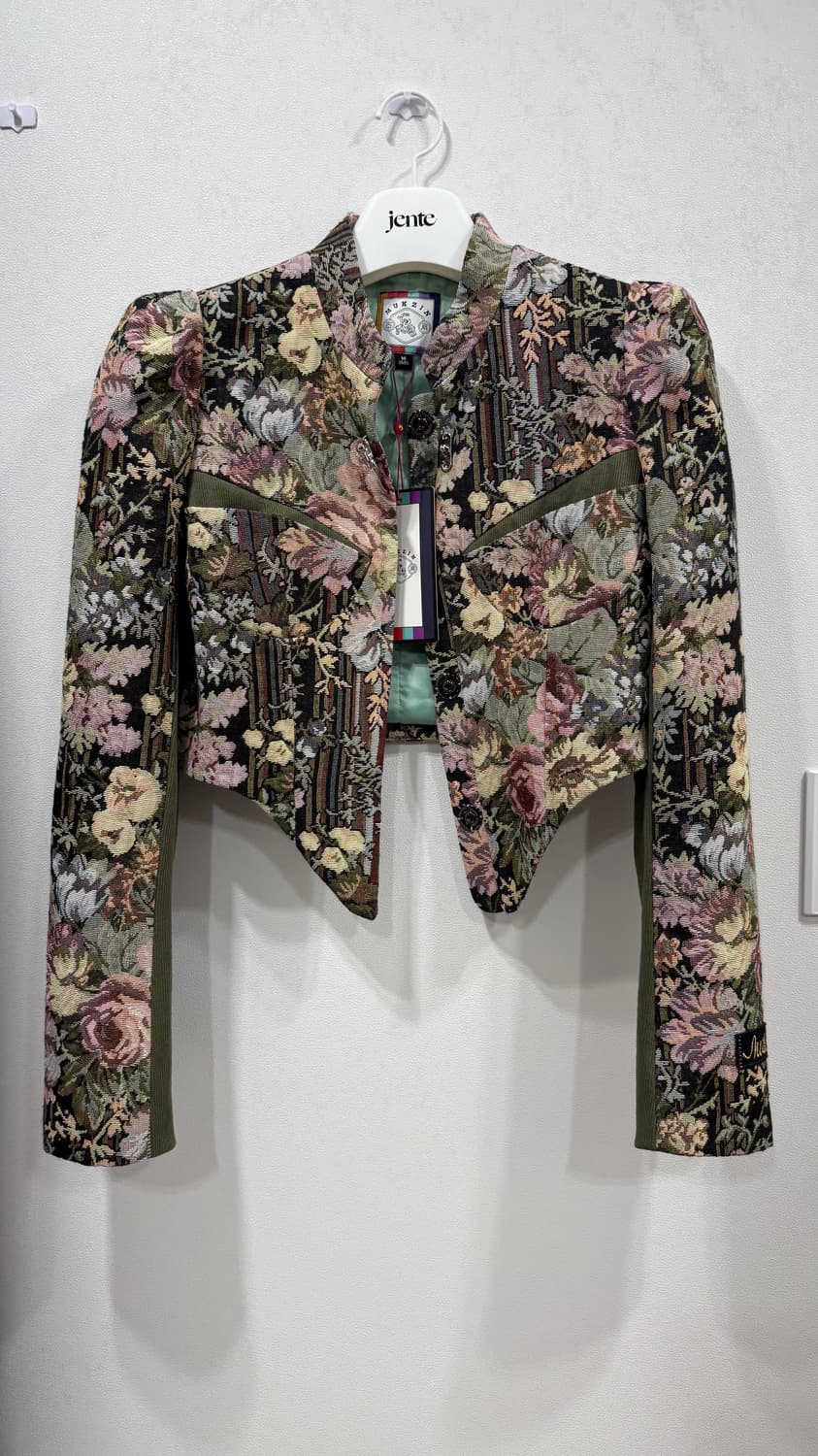 묵진 자카드 크롭 자켓 상품이미지1