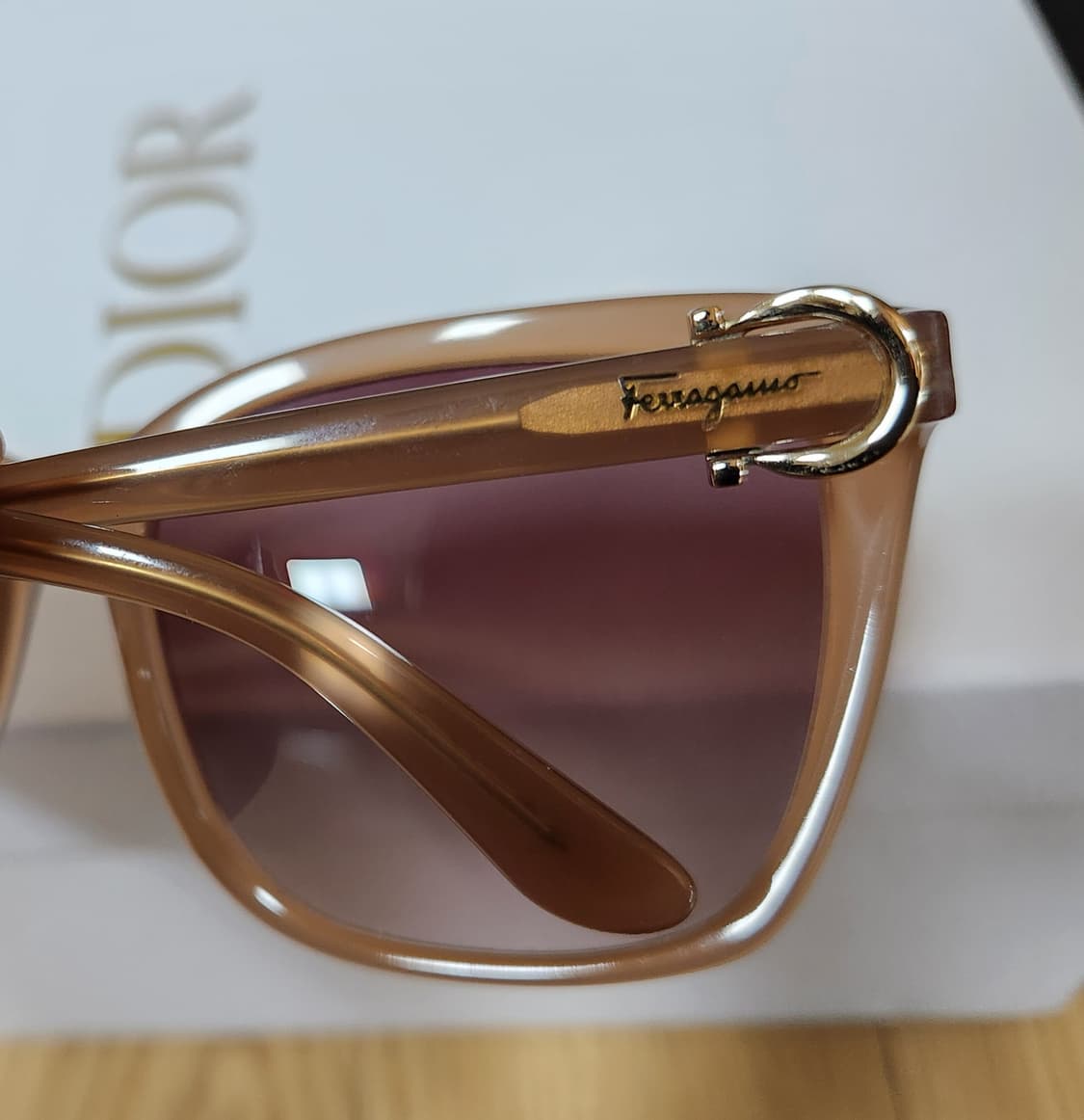 살바토레 페라가모 SF748SK 선글라스 상품이미지6