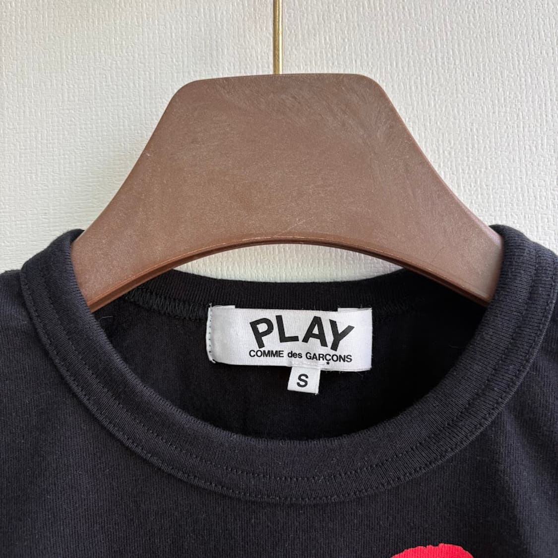 꼼데가르송 여성 블랙 반팔티 상품이미지3