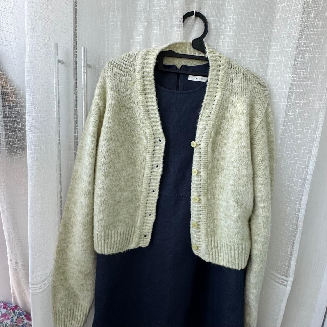 연두빛 브이넥 니트 가디건 상품이미지10