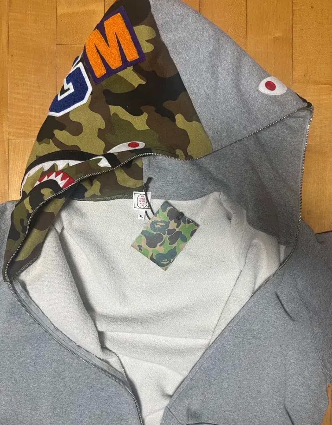 베이프 샤크후드 반녹계  L 상품이미지1