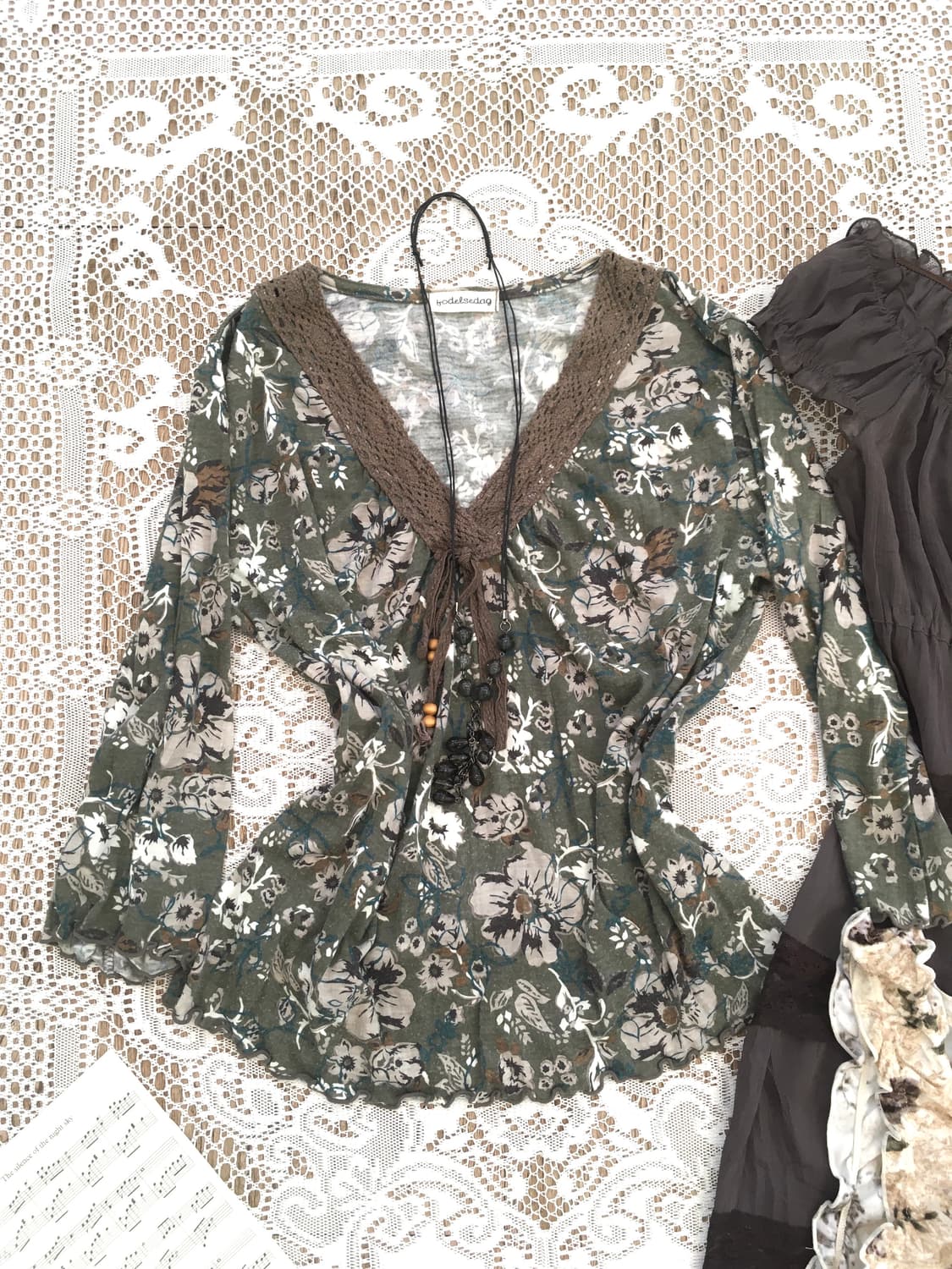 jpn vintage olive floral t shirt 상품이미지5