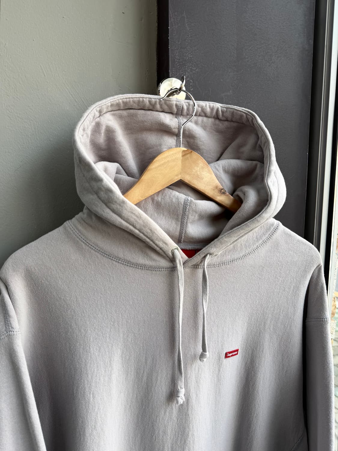 L/ 슈프림 스몰박스로고 기모 후드티 상품이미지3