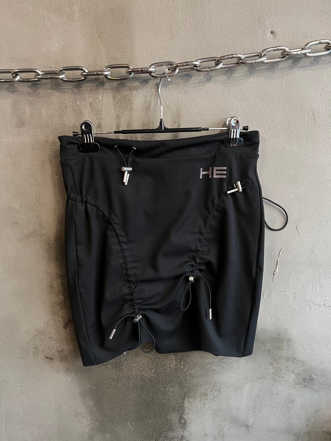 헬리엇 에밀 드로스트링 스커트 상품이미지1