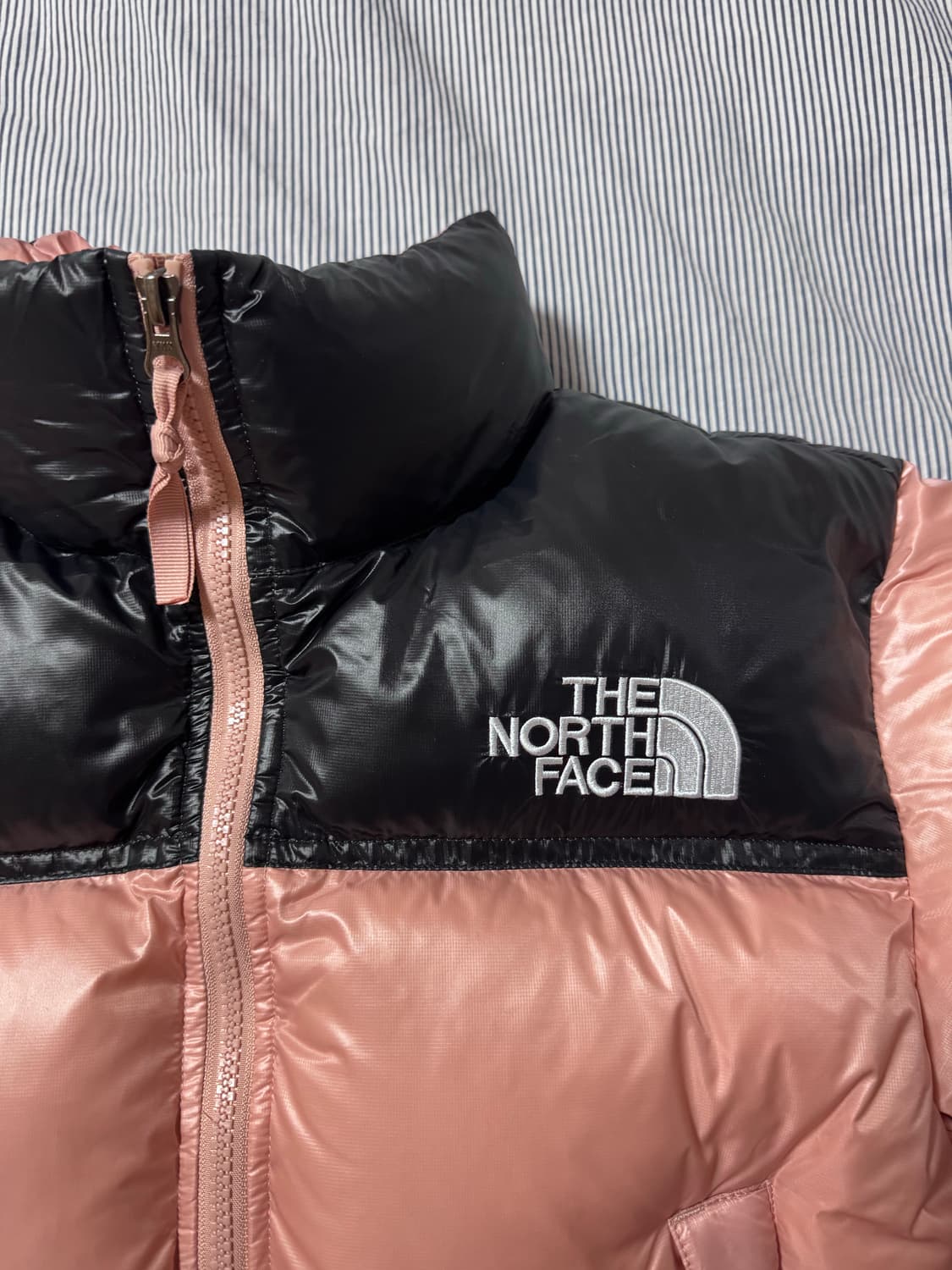 W 노스페이스 눕시 숏 자켓 로즈 탄  상품이미지5