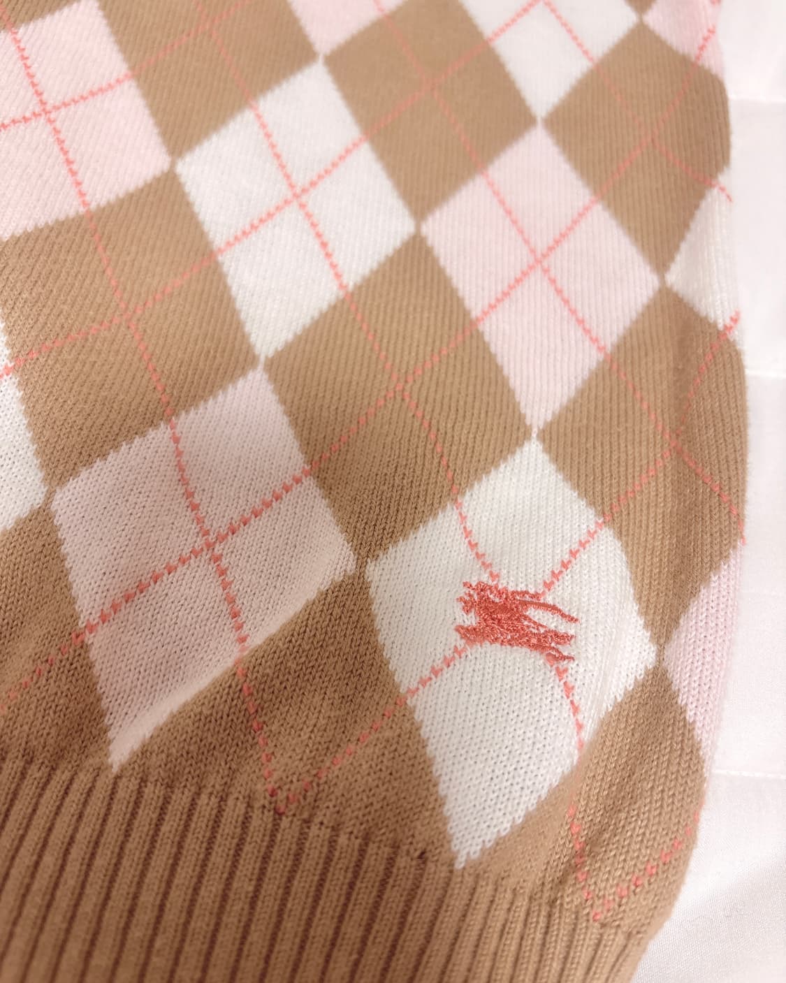 버버리 대장 블루라벨 아가일 브라운 핑크 퍼프 니트 반팔 라떼갸루 오월 상품이미지5