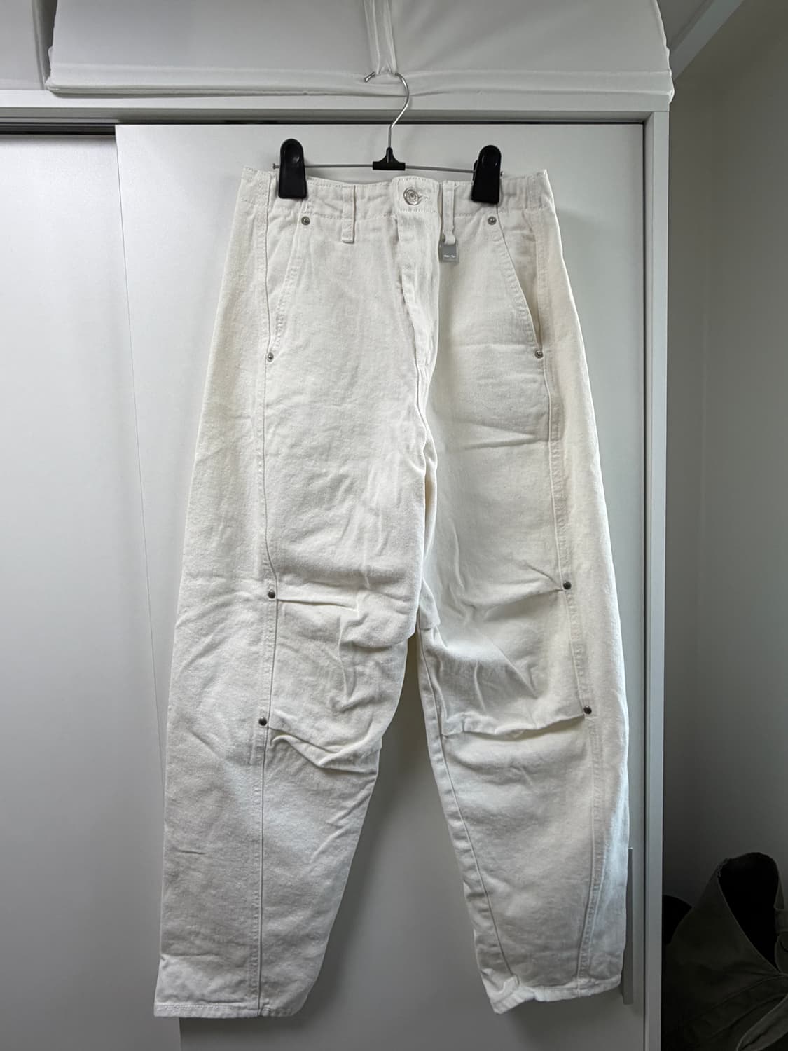 마뗑킴 화이트 코튼 팬츠 상품이미지1