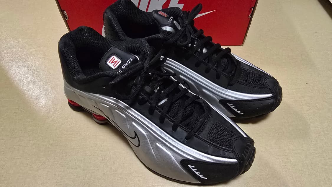나이키 샥스R4 블랙/실버 280 상품이미지1