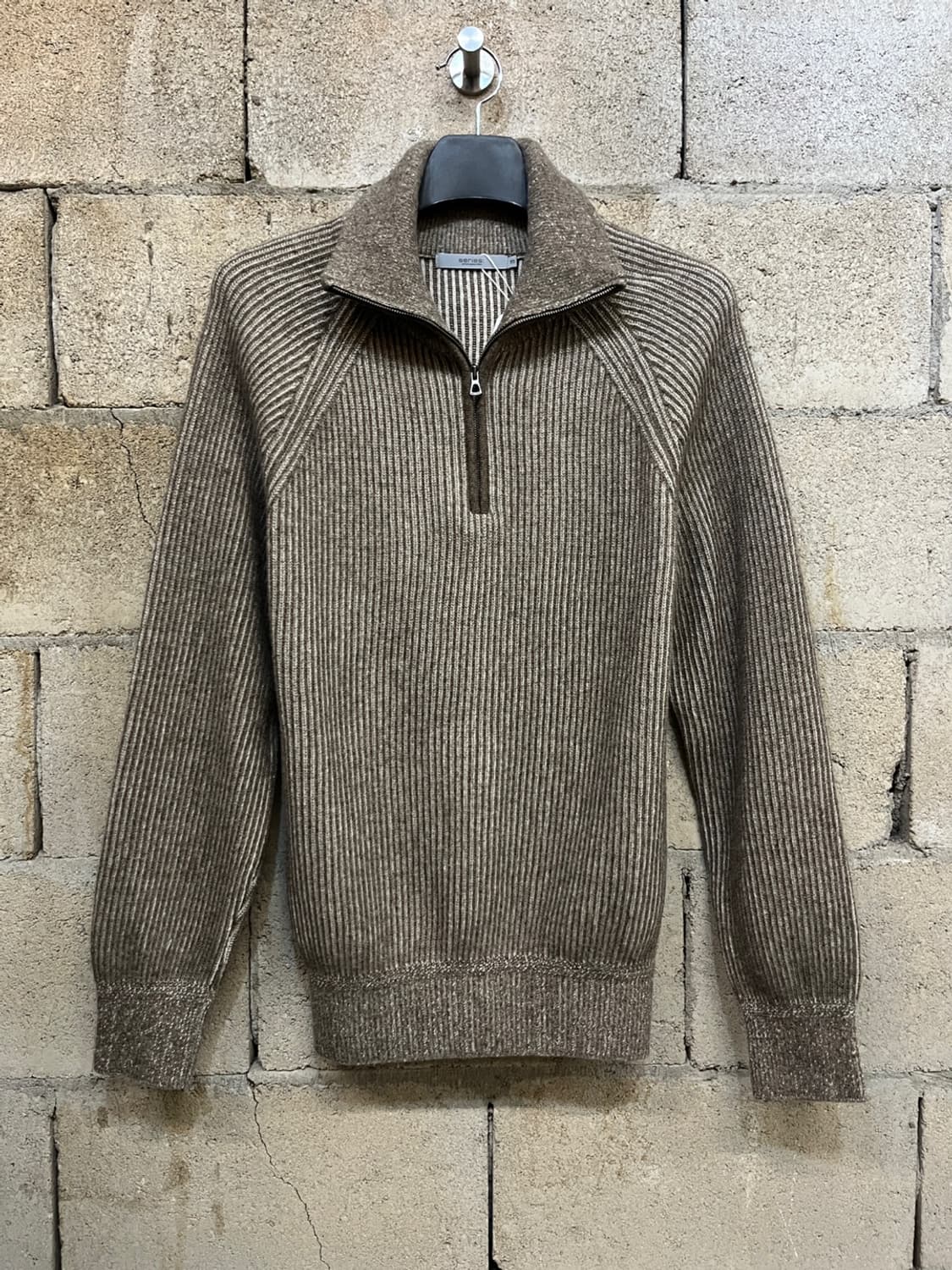 시리즈 골지 하프집업 울 골지 니트 상품이미지1