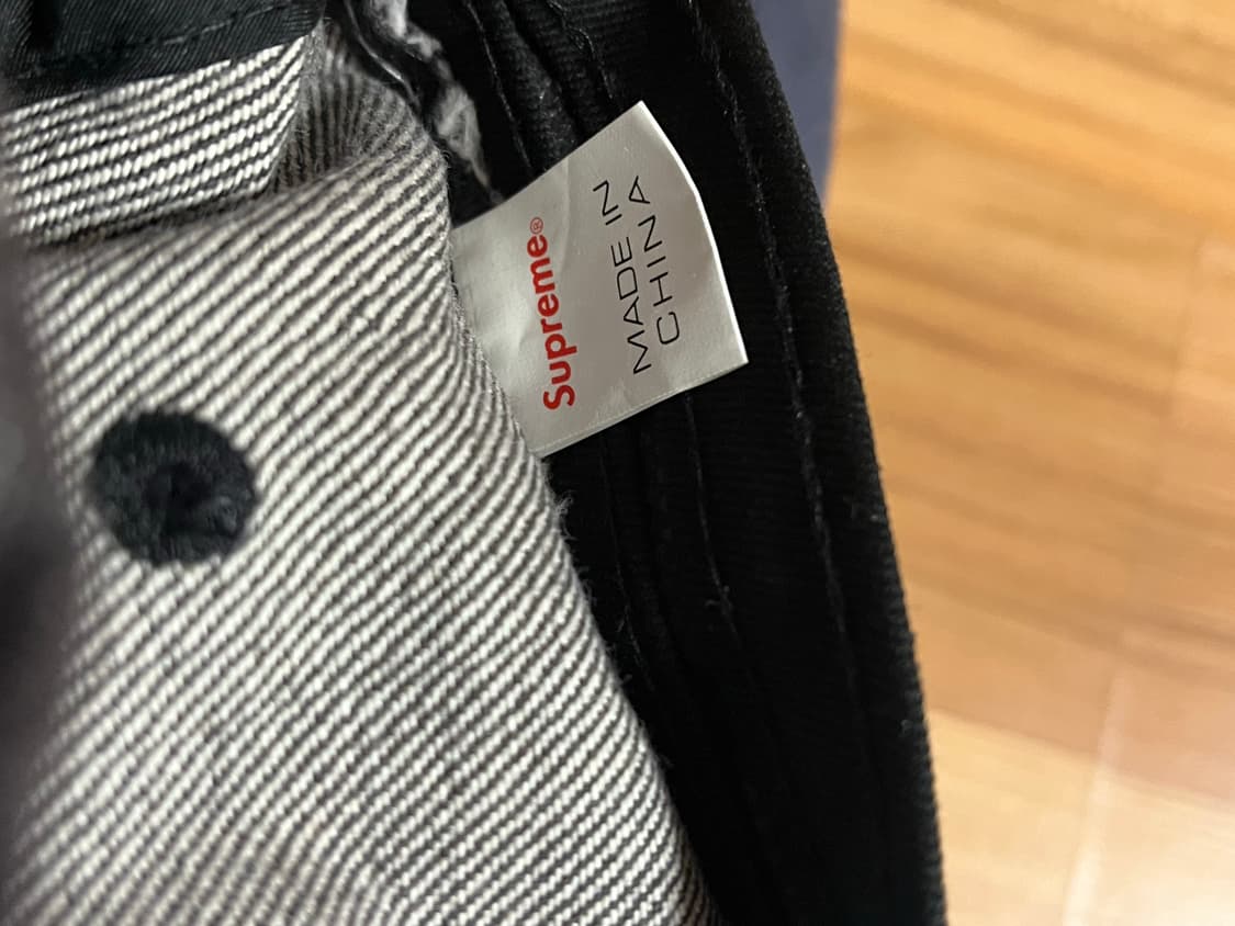 슈프림 엠보시드 데님 캡 상품이미지4