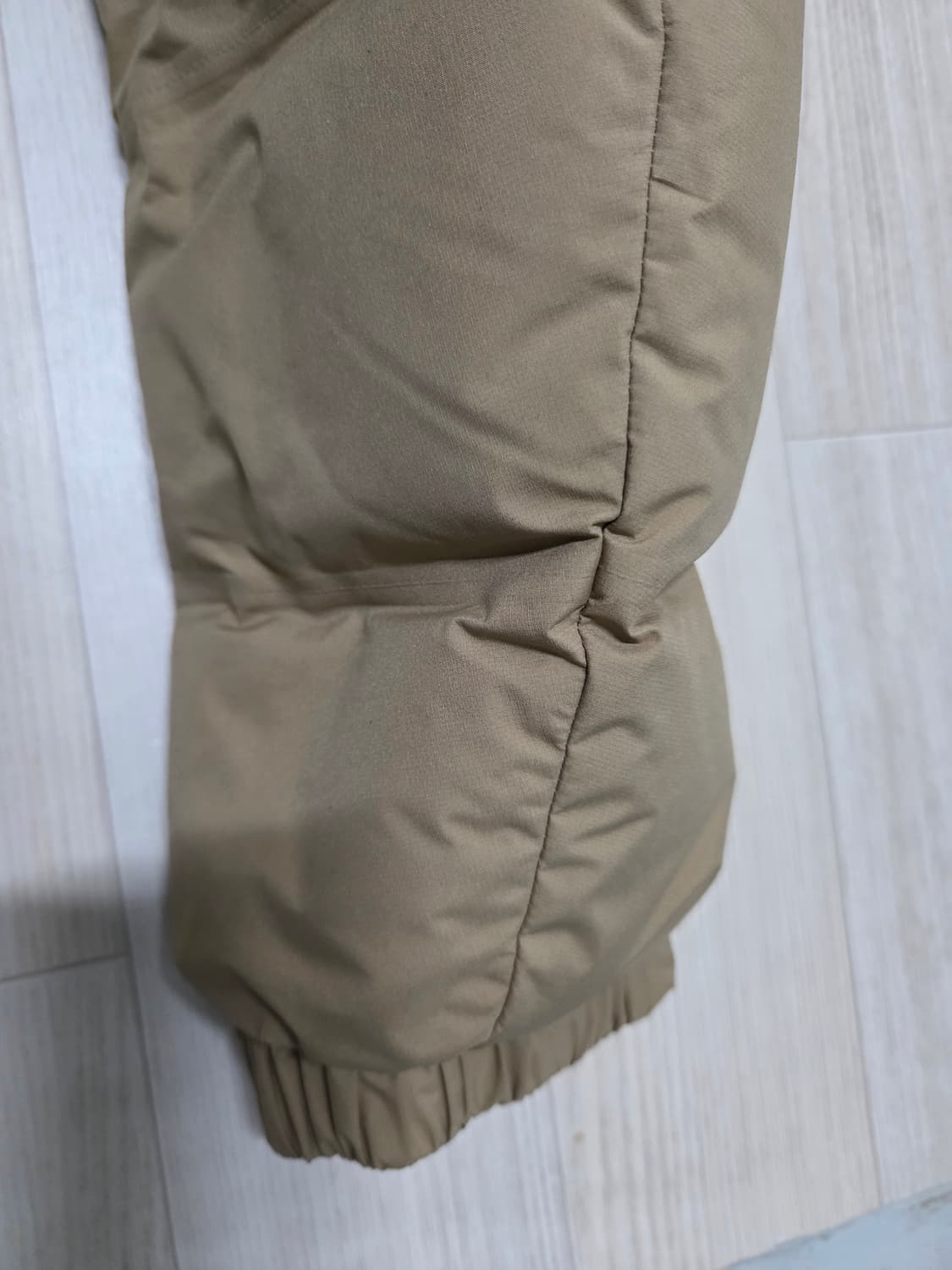 코오롱스포츠 패딩 판매합니다[사이즈105] 상품이미지5