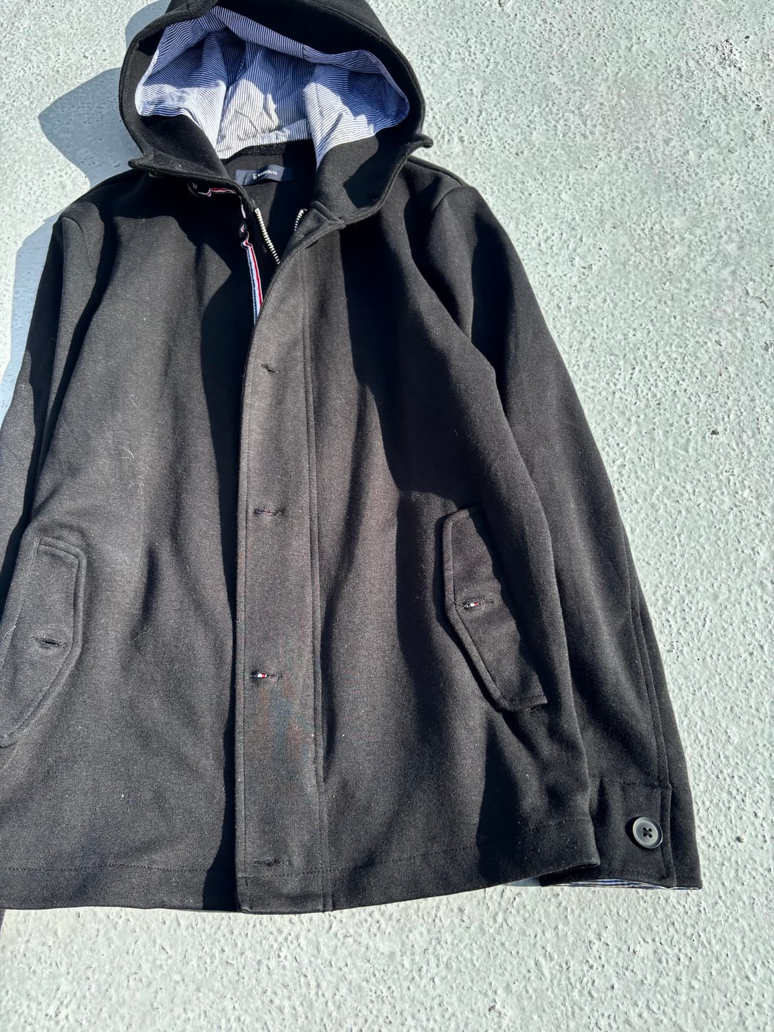 “Vintage”Minimal Design Black Hoodie Zip 상품이미지5