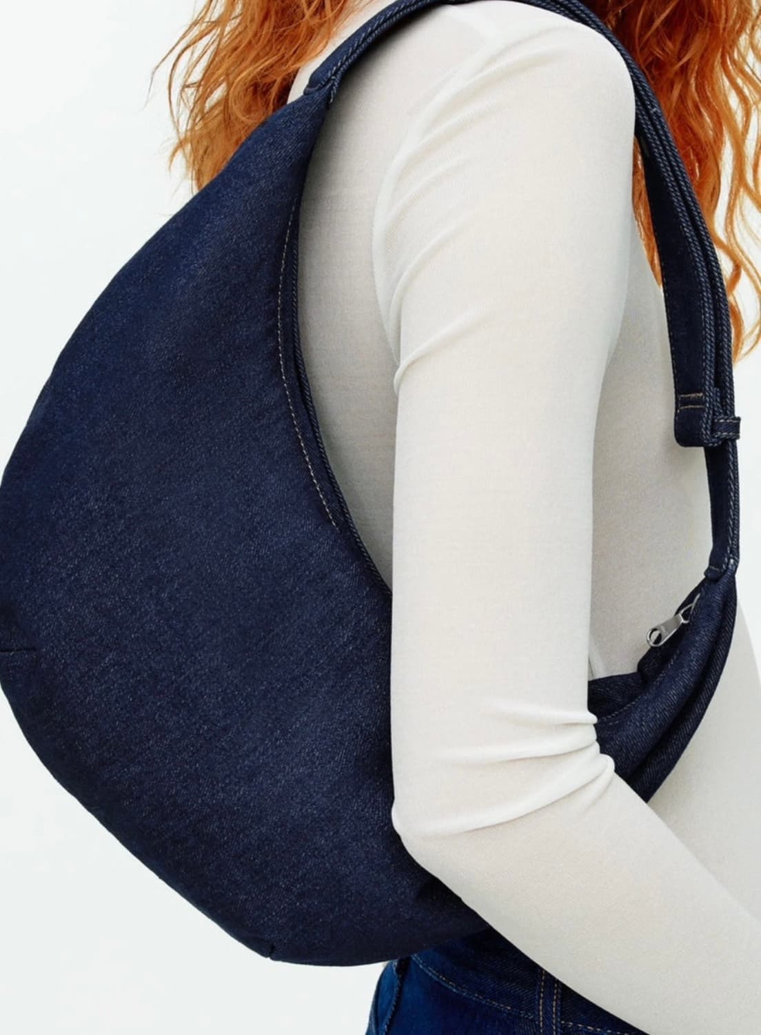 아르켓 커브드 데님백 상품이미지1