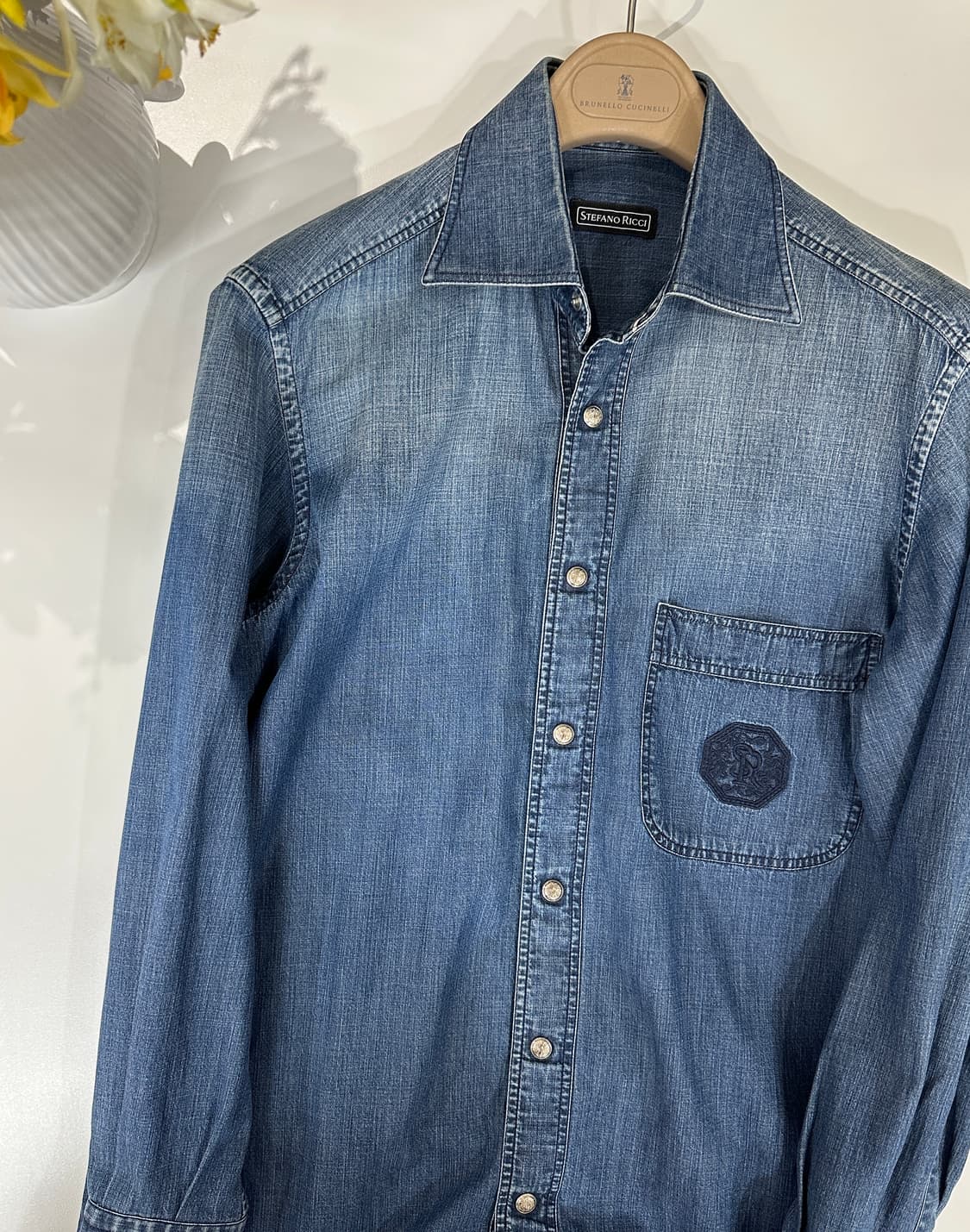 스테파노리치 데님 자수패치 버튼 장식 셔츠 상품이미지1