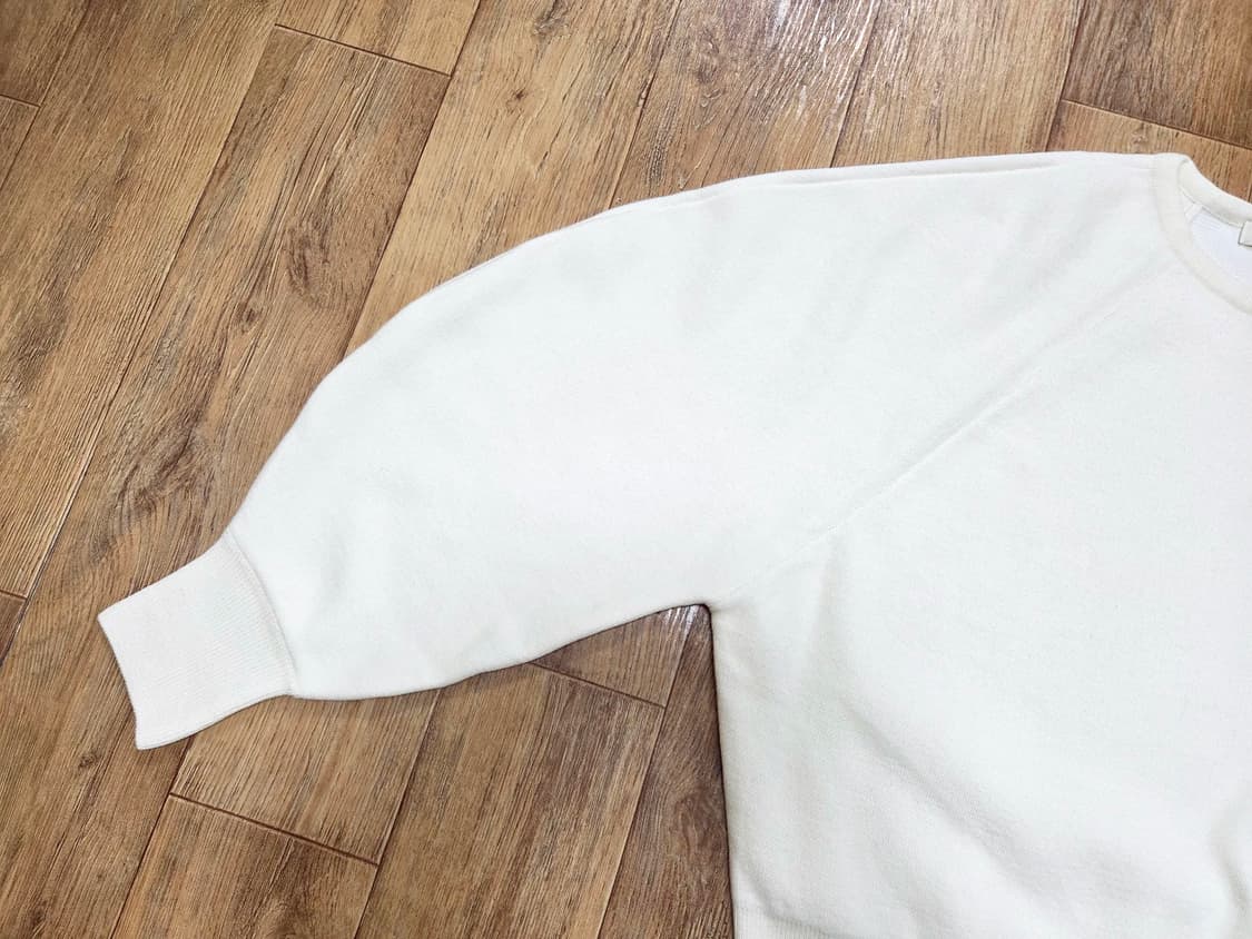 오르(ORR) 볼륨 슬리브 풀오버 탑 66-77 새상품 상품이미지4