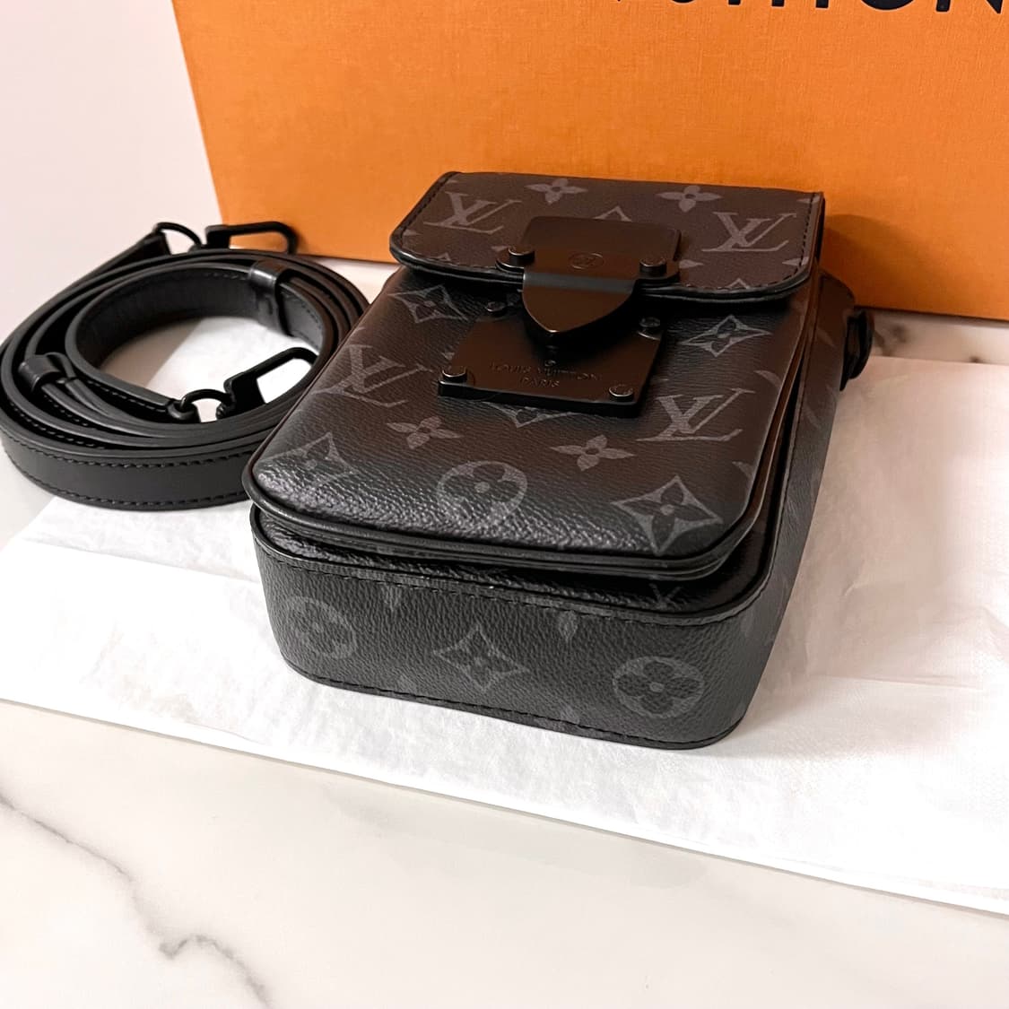 [S급/정품] 루이비통 S락 버티컬 웨어러블 이클립스 크로스백 가방 상품이미지8