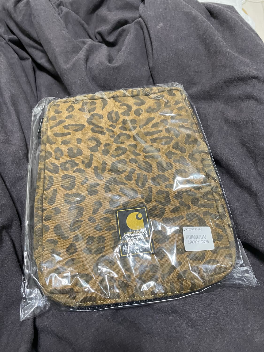 칼하트 네이버후드 아이패드 케이스 상품이미지1