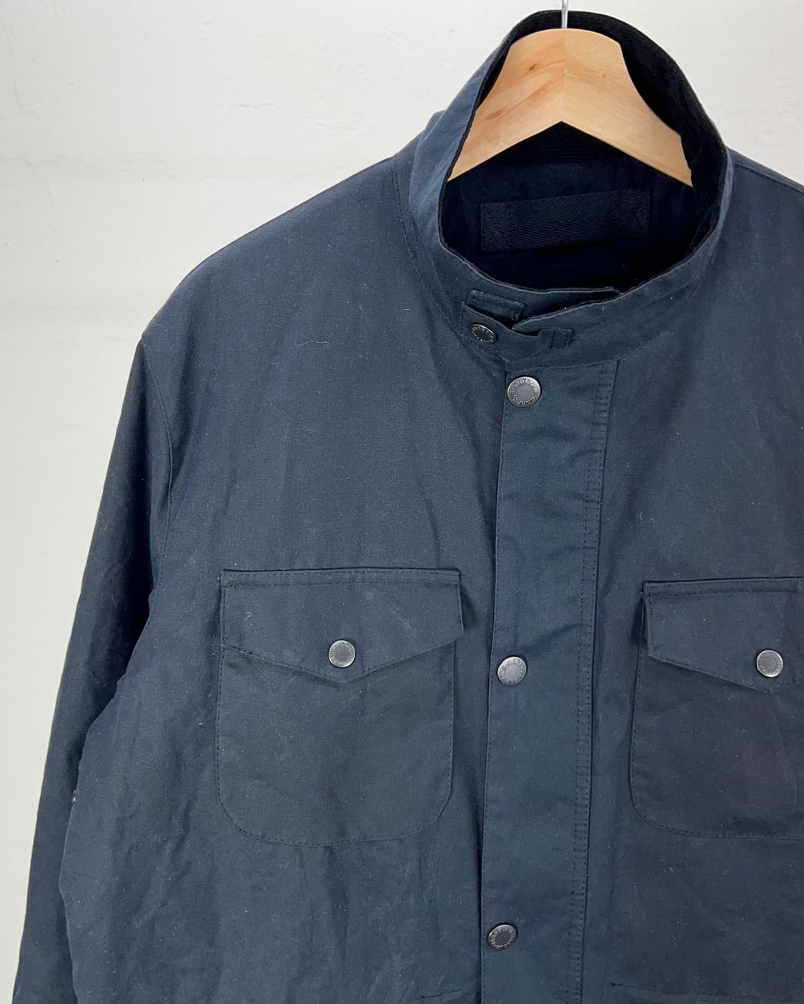 바버 딥 네이비 오그스턴 멀티 포켓 왁스 자켓 상품이미지2