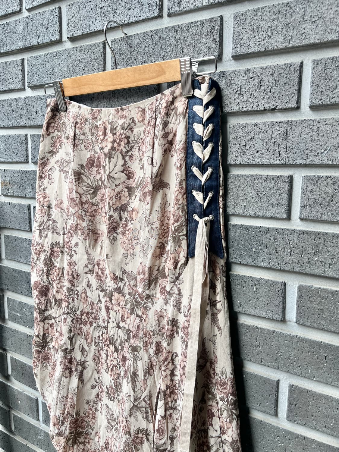 Scot Club 플로럴 아일렛 스커트 핑크 상품이미지3