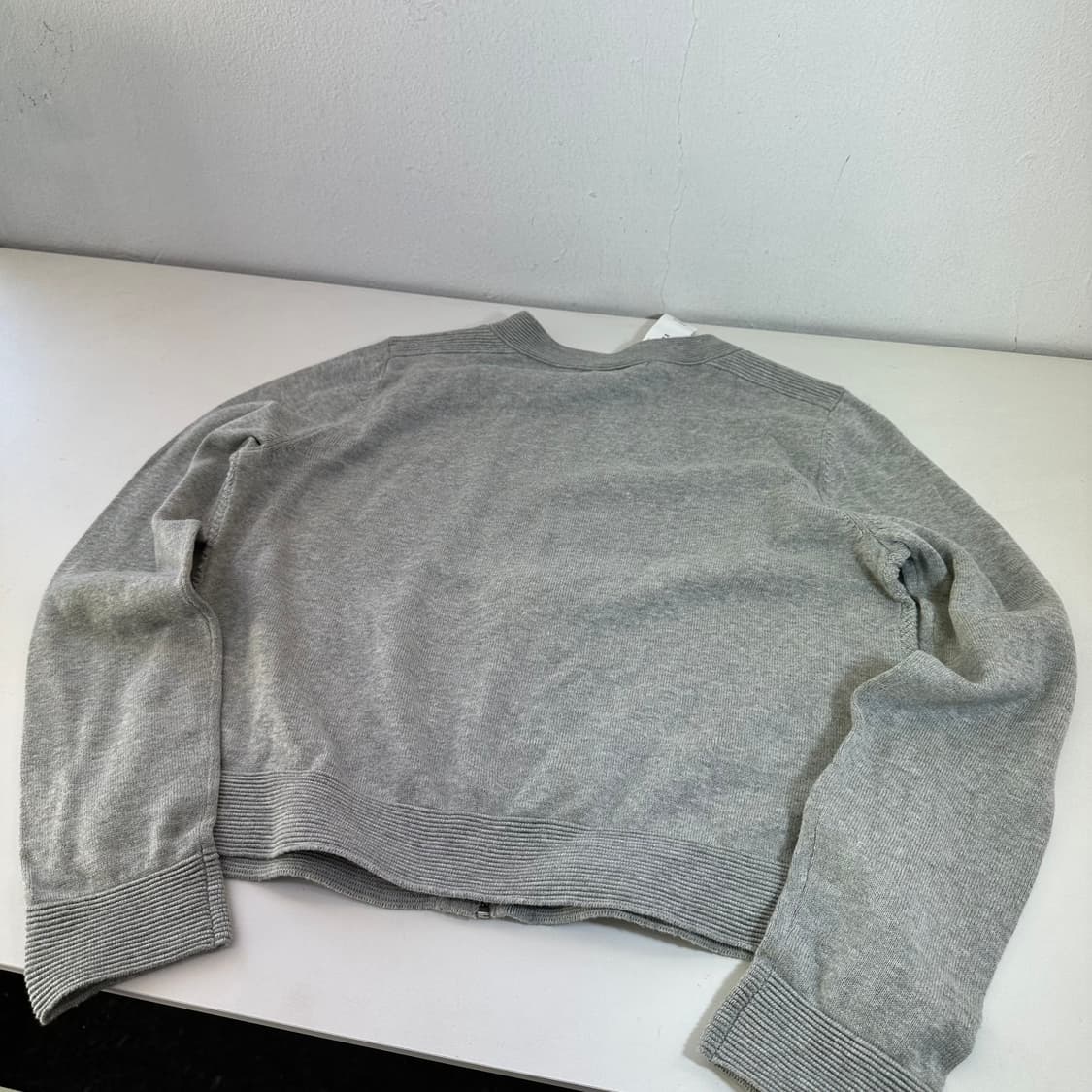 택달린새것 우먼M 바나나리퍼블릭 그레이 니트집업 상품이미지5