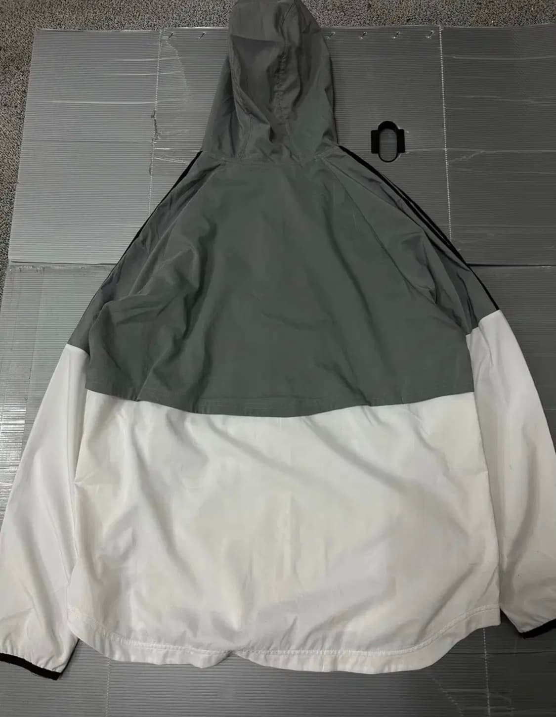 아디다스 바람막이 자켓 화이트 그레이 L 상품이미지8