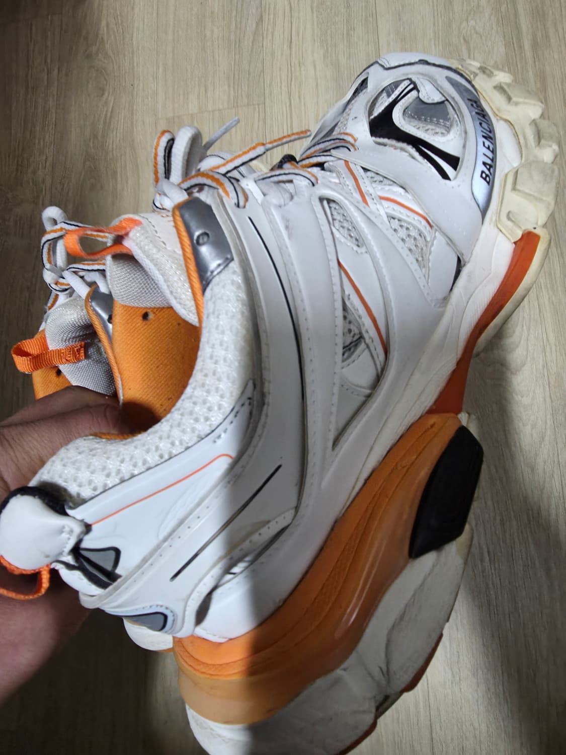 발렌시아가트랙 43사이즈 상품이미지4