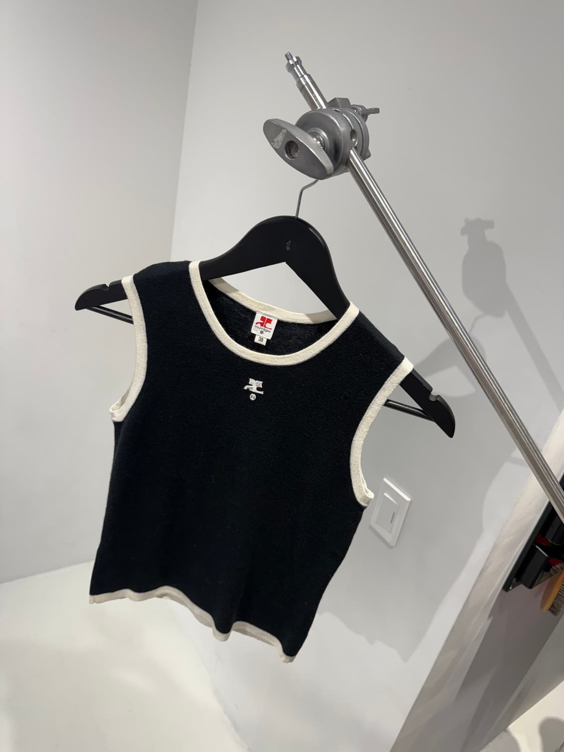 꾸레쥬 니트 상품이미지2