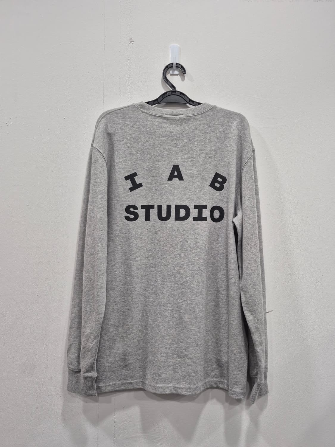 아이앱 스튜디오 롱슬리브 그레이 남성 95사이즈 상품이미지4