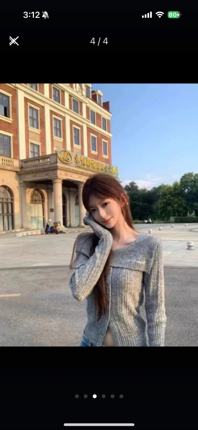 회색 오프숄더 니트 상품이미지3