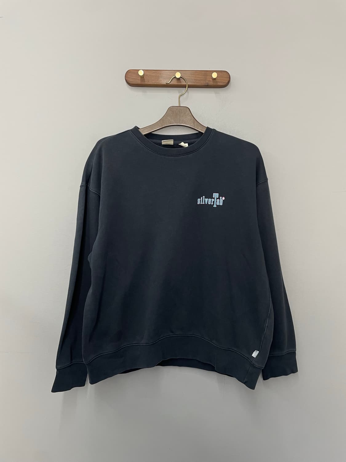 리바이스 실버탭 크루넥 맨투맨 H2582 상품이미지3