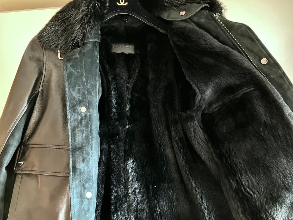 페라가모 비버 퍼 가죽자켓 상품이미지5