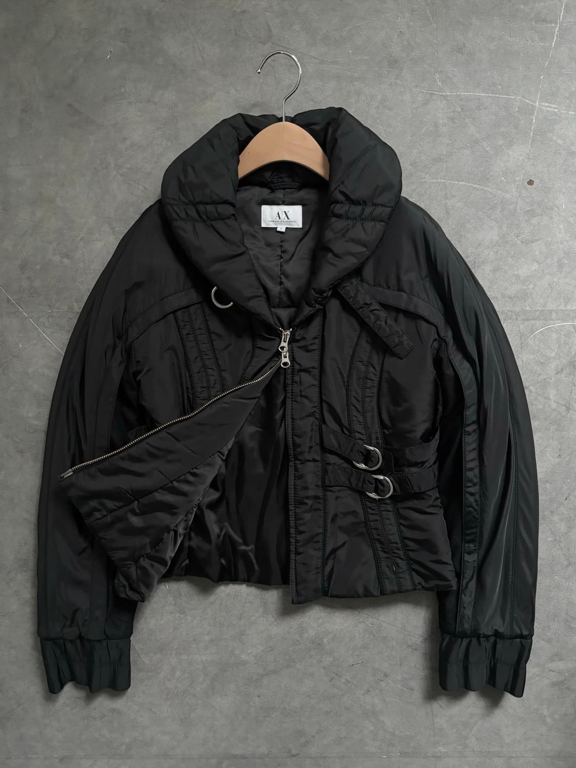 Armani Exchange 아르마니 익스체인지 블랙 카라 숏패딩  상품이미지5