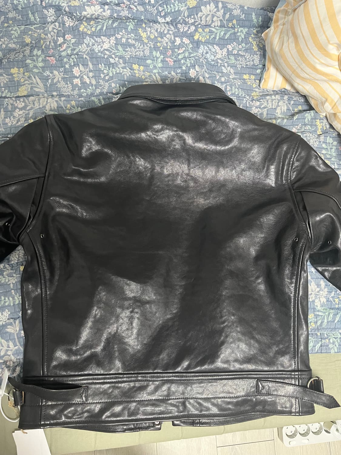 해적 베지터블 차심 말가죽 1.6mm 멀홀랜드 40 가죽자켓 레더자켓 상품이미지3