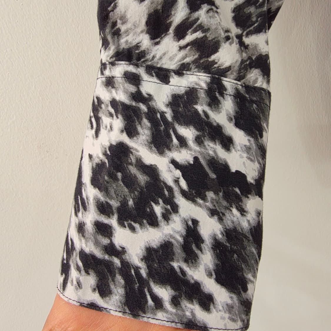 FOXCROFT 블랙&화이트 링클프리 코튼 셔츠 상품이미지8